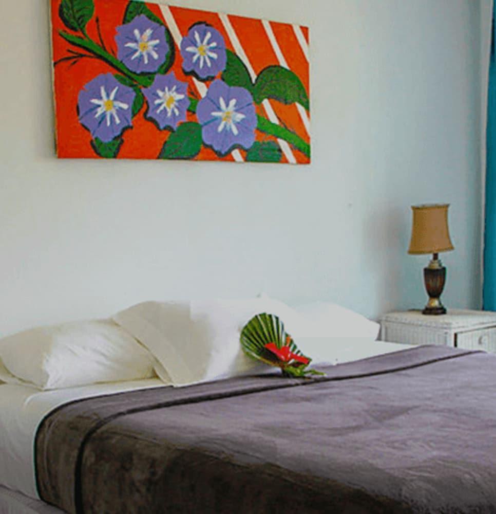 Greenwood Beach Resort Bailey Town  Kültér fotó
